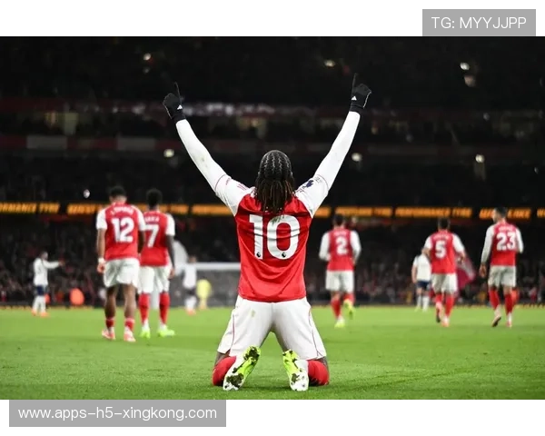 巴黎中场帽子戏法,热刺被反杀灭顶